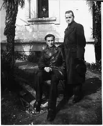 RG-118.02.22, Photograph of Michel Golabek and Madam De Gaulle in window